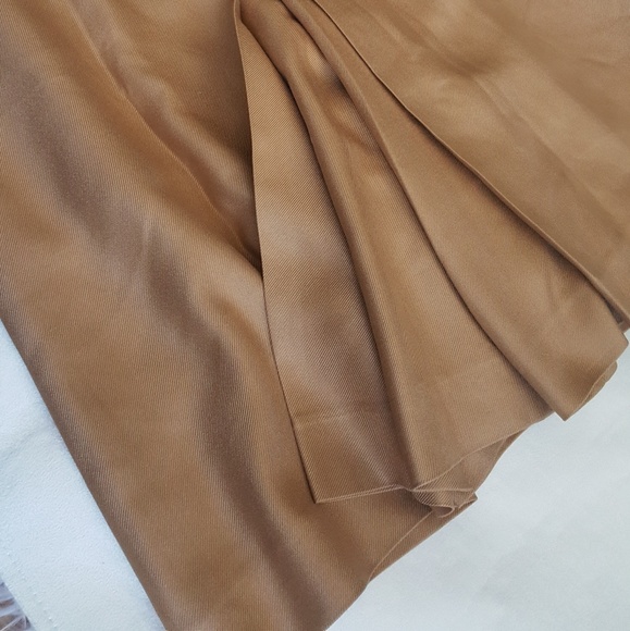 NEW Carolina Herrera retro tan flat front high waisted silk gaucho shorts 8 - Picture 2 of 9